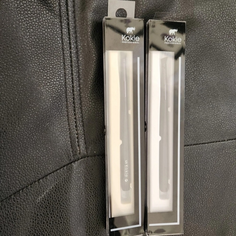 nib KOKIE COSMETICS (2) Angled Eyebrow Brush- BR628